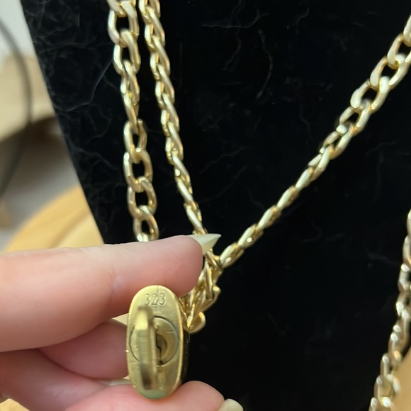 LV lock,key,chain #323 - Picture 4 of 5